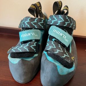 Muira VS Blue Climbing Shoes by La Sportiva - Size 40